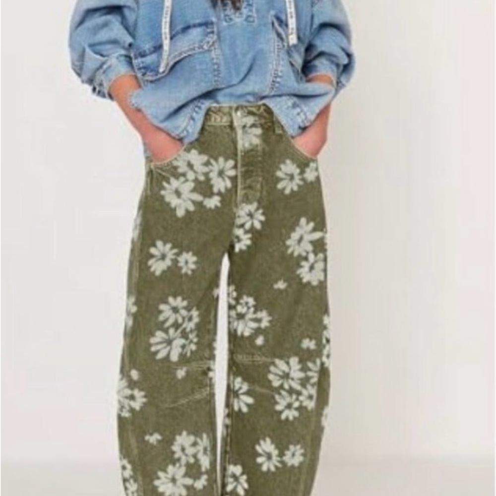 #1267 Olive Green Floral Wide-Leg Barrel Jeans